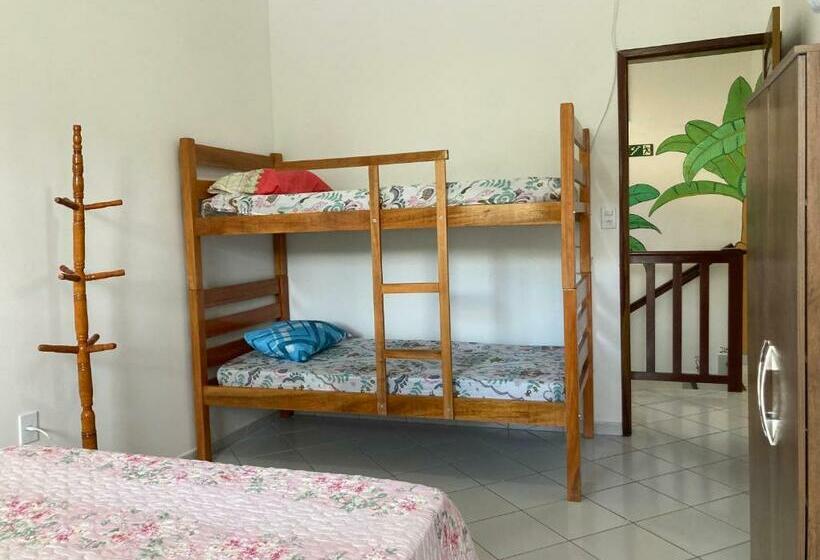 سوئیت با بالکن, Villa Nevada Hostel