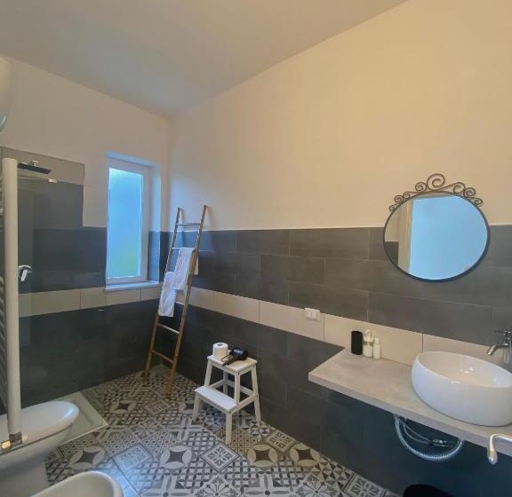 Номер Стандарт, Habitat Luxury Suites