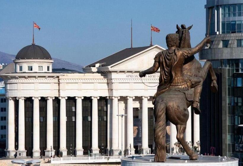 اتاق استاندارد, Room In Guest Room   Hotel Square Skopje Macedonia