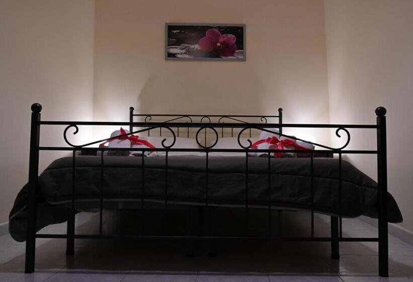 اتاق استاندارد با بالکن, B&b A Capua   I Portici Del Centro