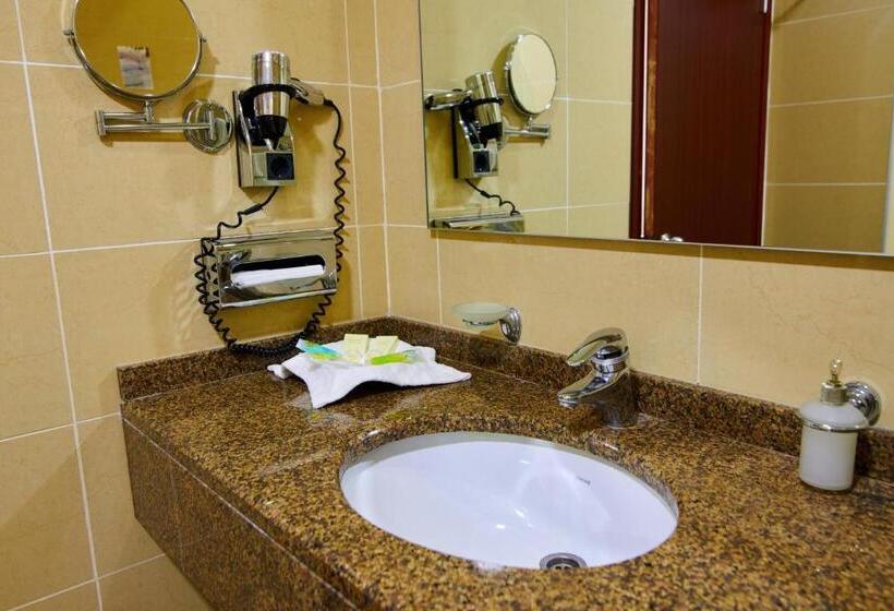 اتاق استاندارد, Grand Hotel Victory