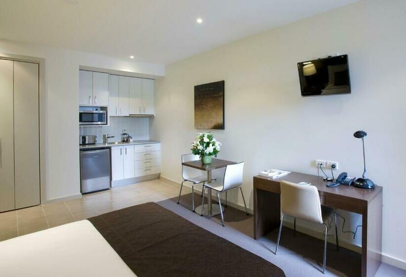 استودیوی استاندارد, Quest Glen Waverley