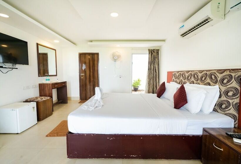 Номер Deluxe Вид на Море, Shelter Beach Resort