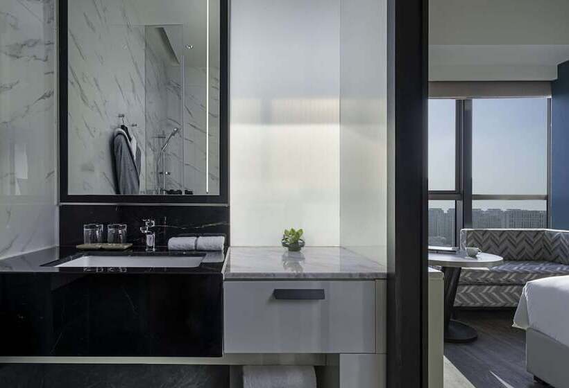 اتاق استاندارد, Hyatt Centric Lakeside Ningbo