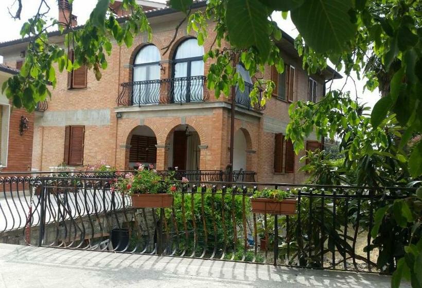 Номер Стандарт с Балконом, San Francesco