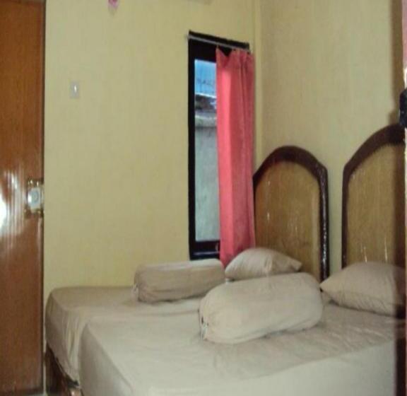 Номер Стандарт, Kenangan Guest House