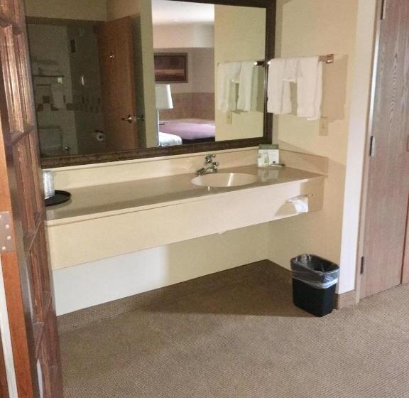 Suíte Cama King, Americinn By Wyndham Monmouth