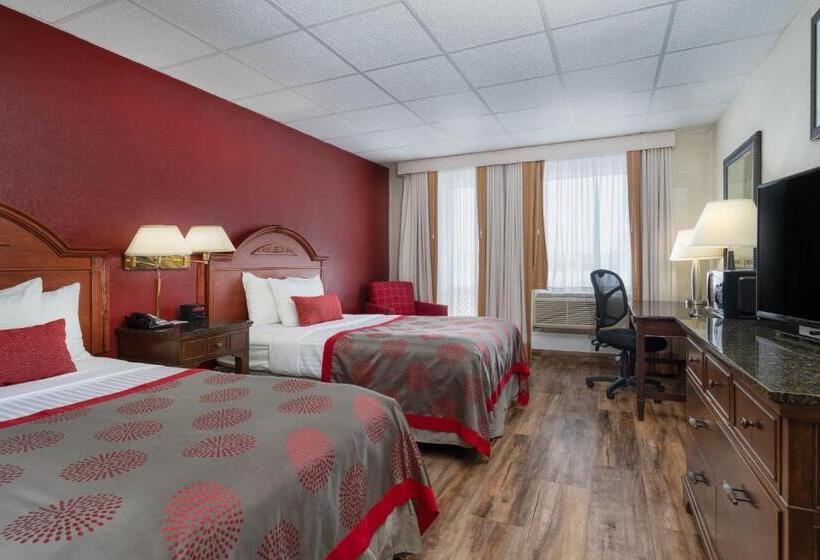 ２ダブルベッドのスタンダードルーム, Ramada By Wyndham Albert Lea