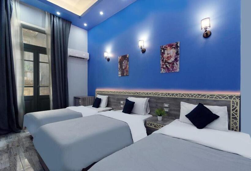 اتاق لوکس با بالکن, Australian Deluxe Hostel