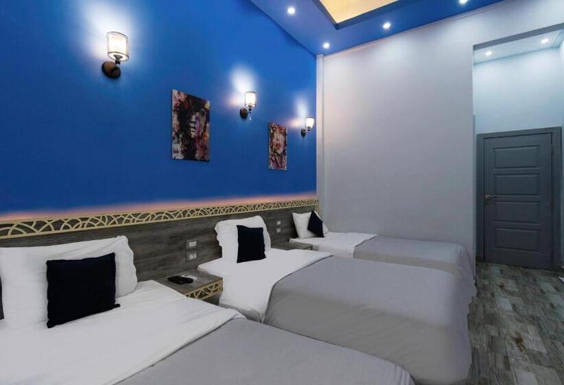 اتاق لوکس چهار تخته, Australian Deluxe Hostel