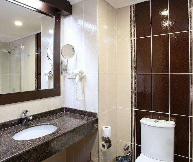 اتاق استاندارد یک نفره, Arya Hotel Sakarya
