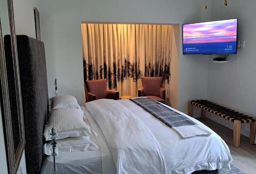 سوییت لوکس, Lavender Manor Guest Lodge