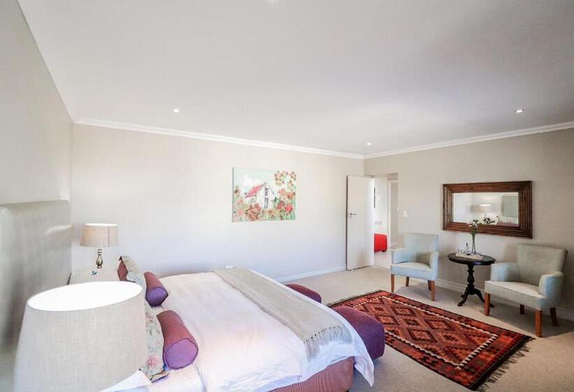 Deluxe Suite Sea View, Lavender Manor Guest Lodge