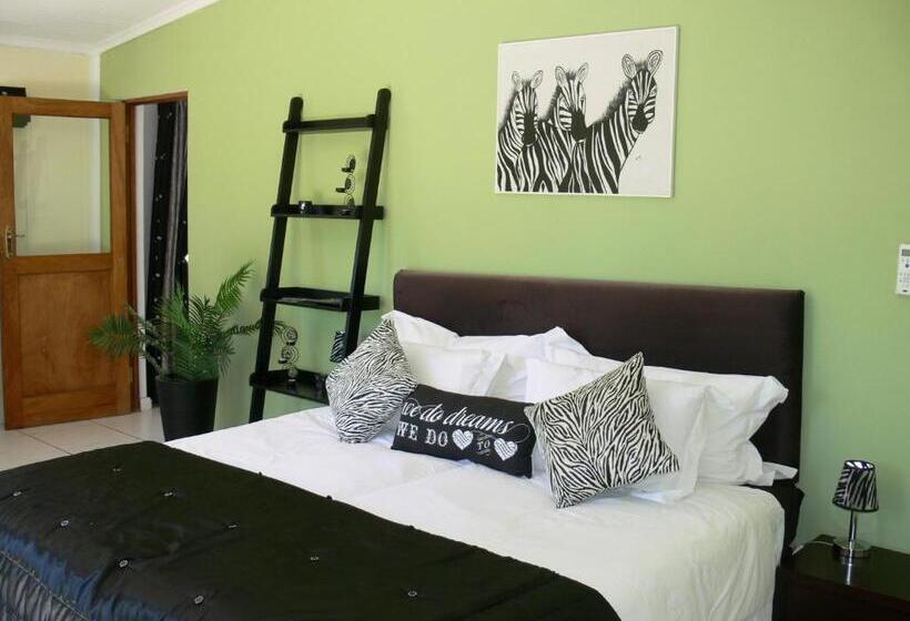 Номер Superior Вид на Сад, Orange Ville Lodge & Guesthouse