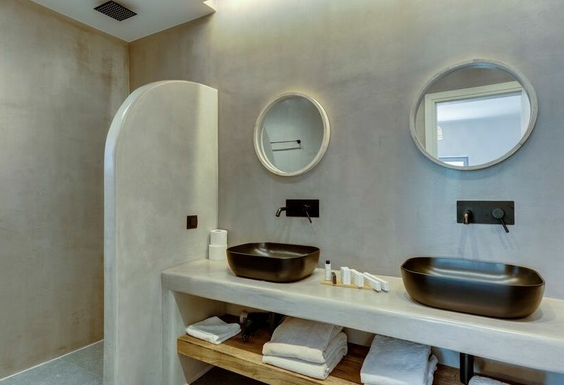 سوییت سوپریور با چشم‌انداز دریا, Elements Cozy Suites