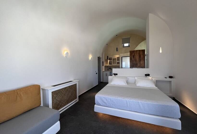 Deluxe Suite Sea View, Elements Cozy Suites