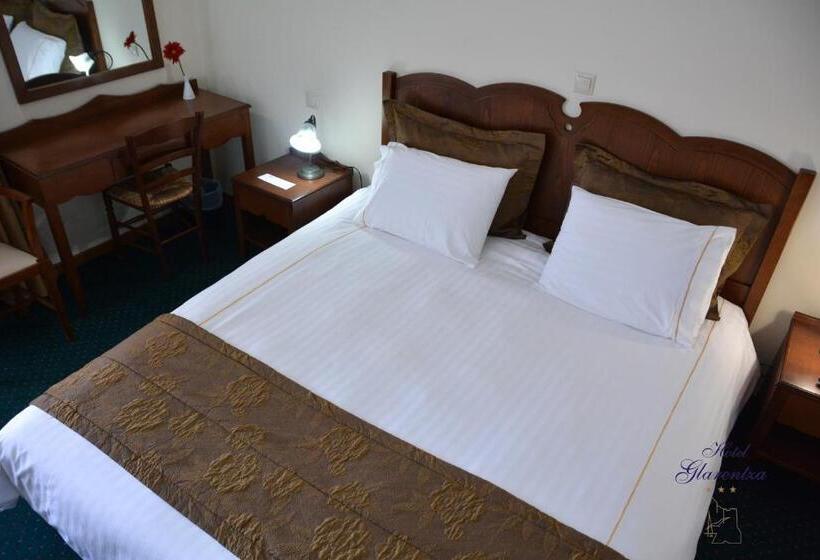 Triple Room Sea View, Glarentza