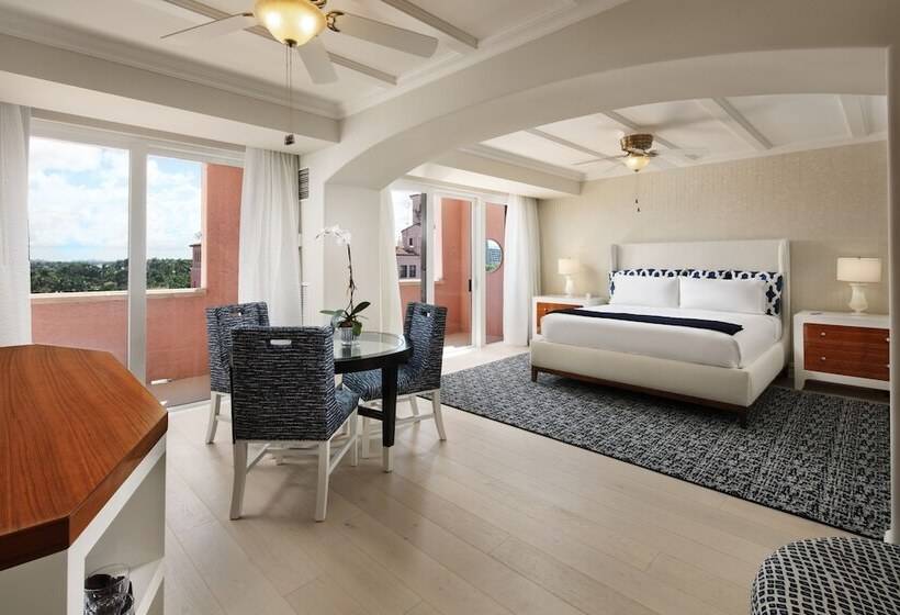 キングサイズベッドのジュニアスイート, Yacht Club At The Boca Raton Resort