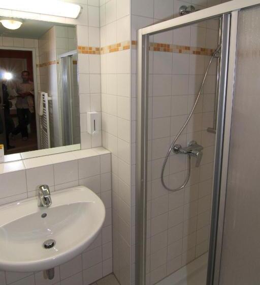 Четырехместный Номер Стандарт, Jufa Hotel St Michael Im Lungau