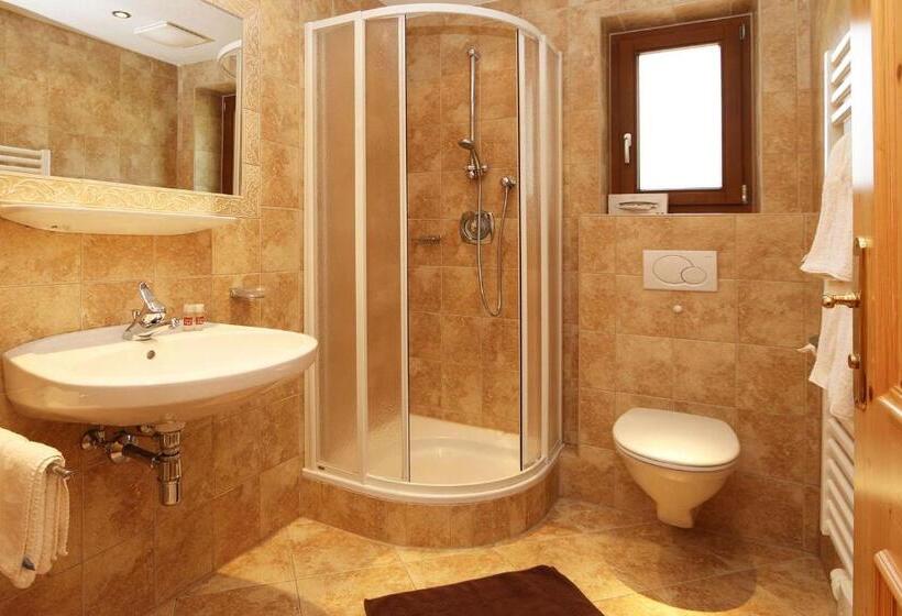 Апартаменты 1 Спальня с Балконом, Waldele