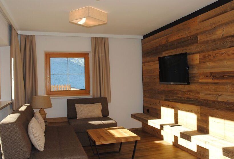 آپارتمان لوکس 1 خوابه, Resort Schrofenblick