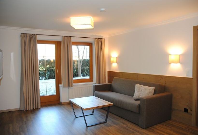 آپارتمان لوکس 1 خوابه, Resort Schrofenblick