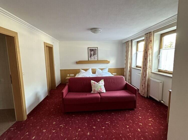 اتاق راحتی, Resort Schrofenblick