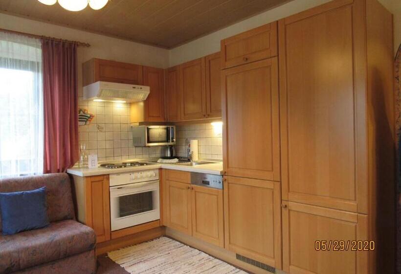 침실 2개 아파트, Villa Löcker