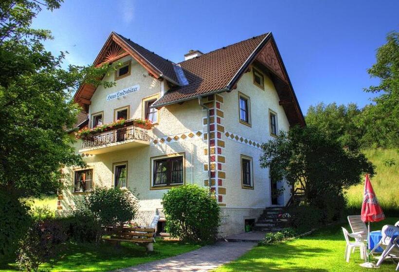 침실 1개 아파트, Villa Löcker