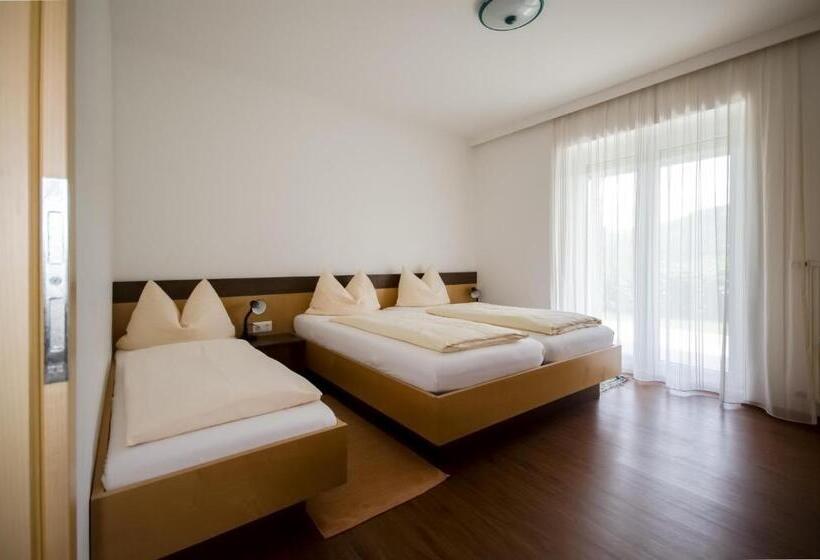 Апартаменты 2 Спальни, Familienhotel Steindl