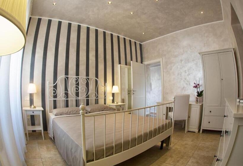 Quarto Triplo Comfort, Relais La Pretura