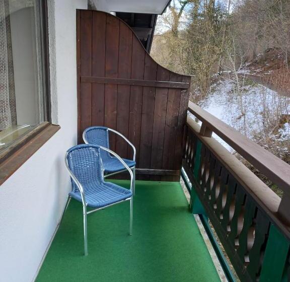 اتاق استاندارد چهار تخته, Gasthof Zum Pfandl
