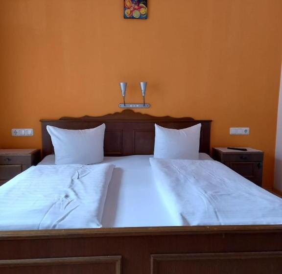 اتاق استاندارد چهار تخته, Gasthof Zum Pfandl