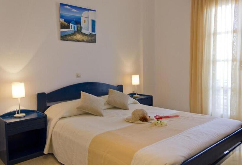 استودیوی استاندارد, Louis Studios Santorini