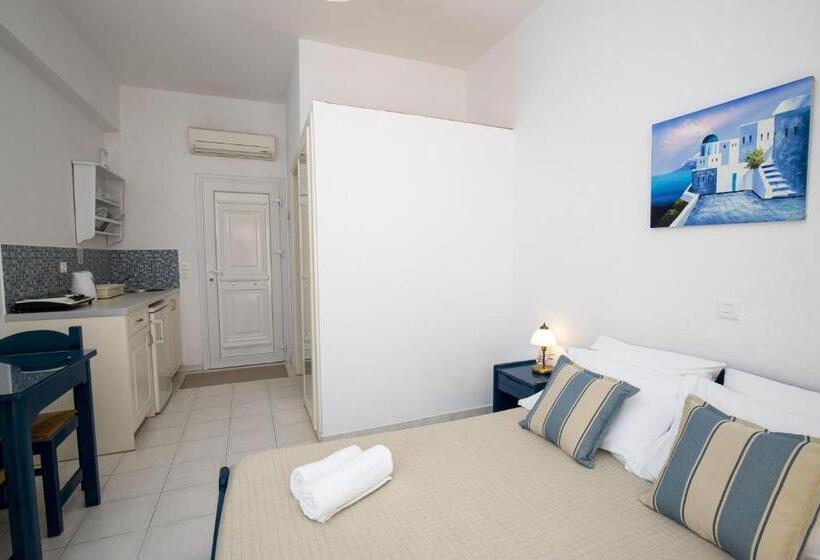استودیوی استاندارد, Louis Studios Santorini