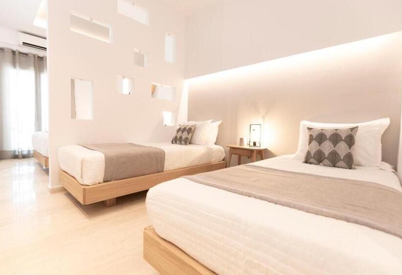 استودیوی سوپریور, Louis Studios Santorini