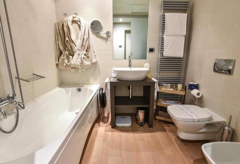 سوئیت جونیور اینتریور, Belfiore Park Hotel 4stars Superior Adults Only