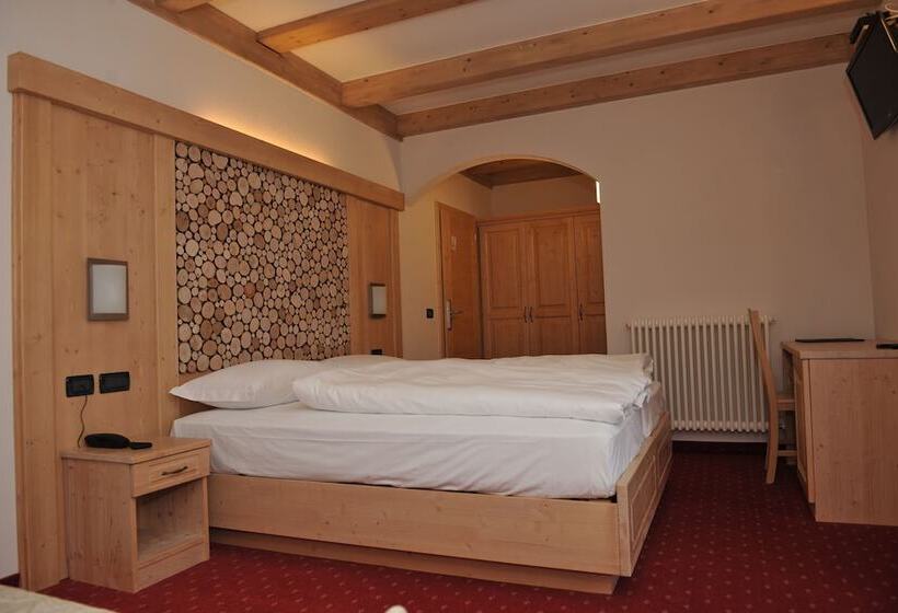 غرفة كومفورت ثلاثية, Garni My Ledro