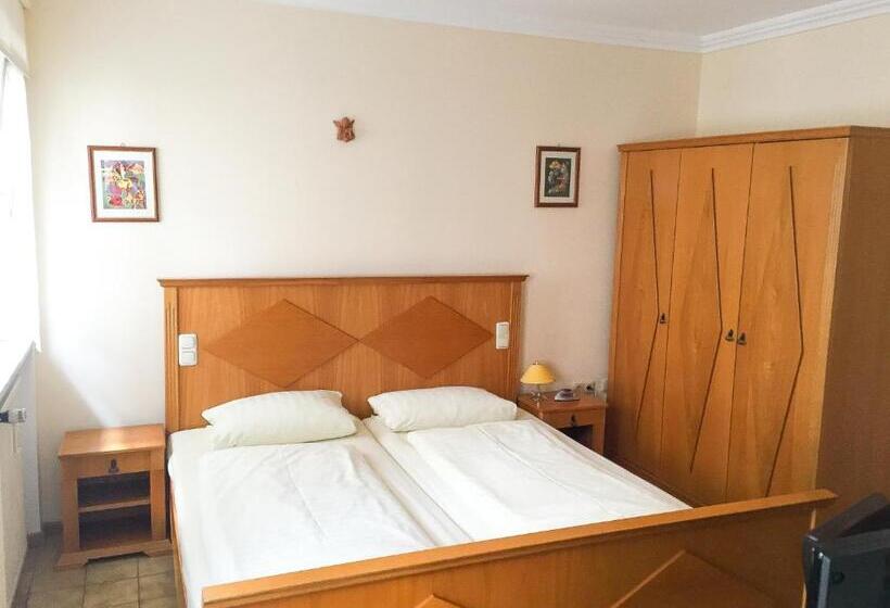 اتاق استاندارد, Pension Mona Lisa