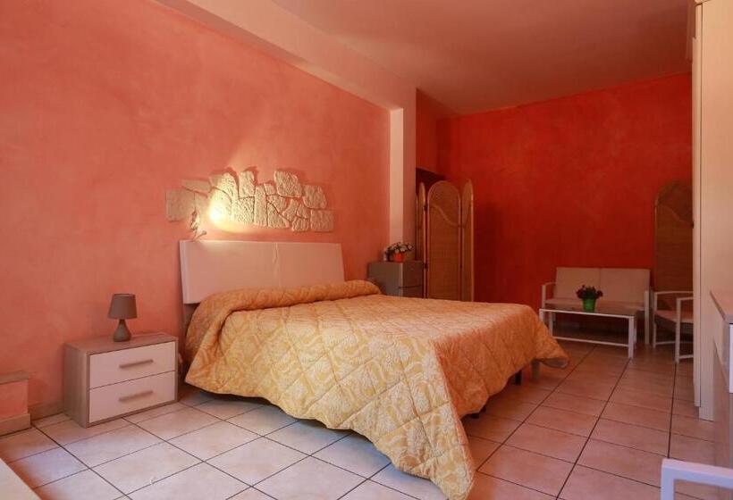 اتاق استاندارد, Sikania Suite