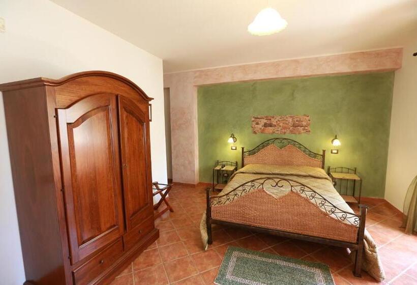 اتاق استاندارد یک نفره, Sikania Suite