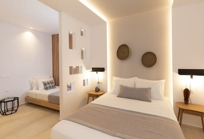 استودیوی سوپریور, Louis Studios Santorini