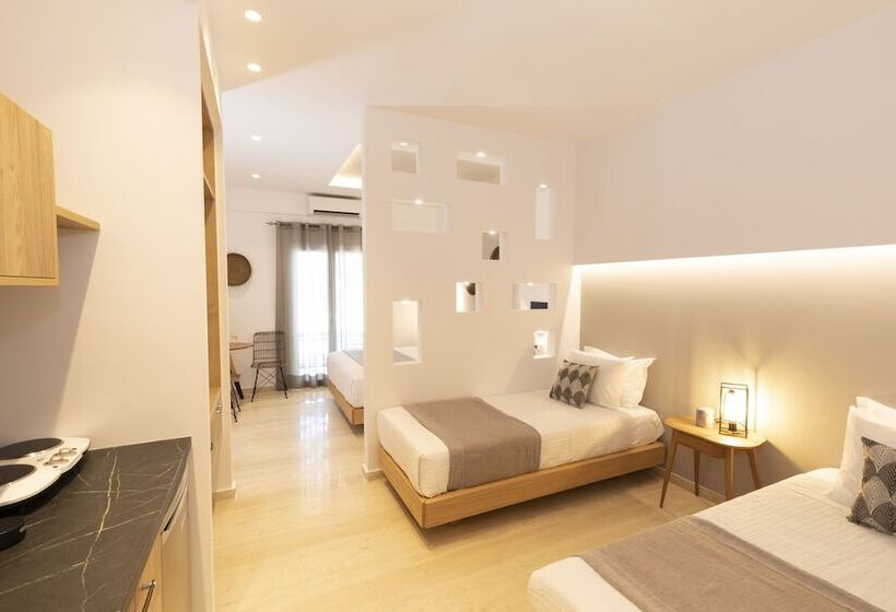 استودیوی سوپریور, Louis Studios Santorini