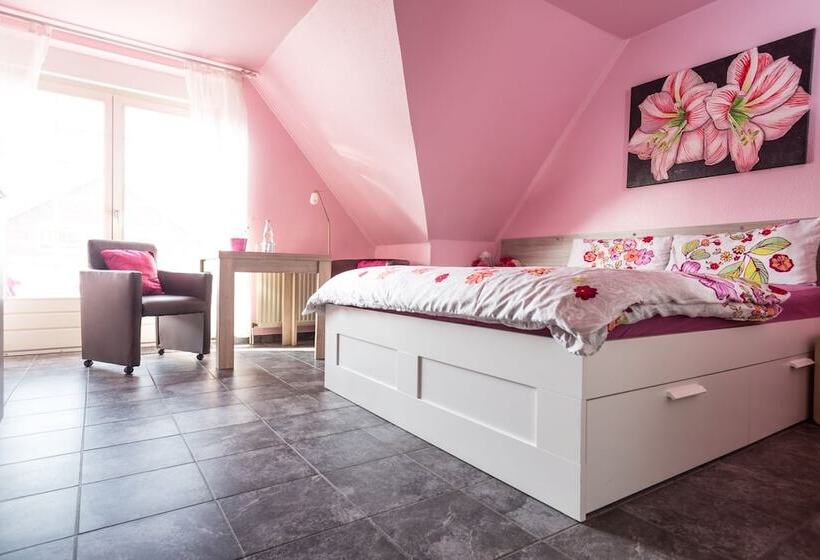 Номер Комфорт, Pension Blumen Villa