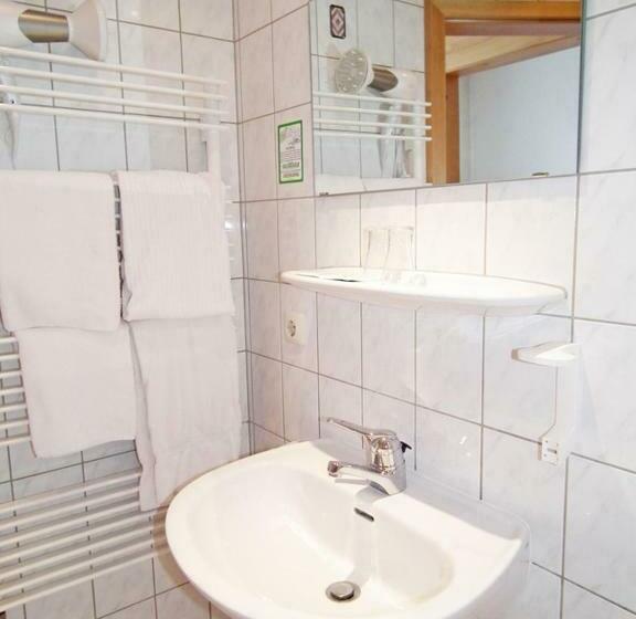 Номер Стандарт Индивидуальный, Gasthaus & Hotel Zur Linde