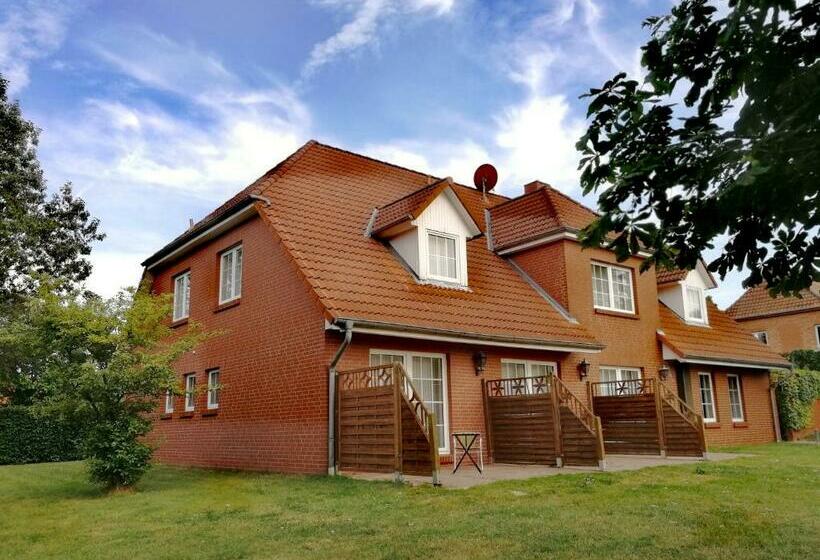 Номер Стандарт Вид на Сад, & Gasthaus Zum Domkreuger