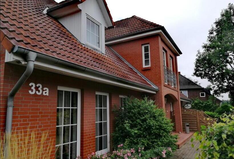 Номер Стандарт Вид на Сад, & Gasthaus Zum Domkreuger
