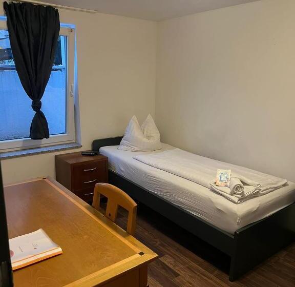 Номер Стандарт Индивидуальный Совместная Ванная, Gz Hostel Bonn