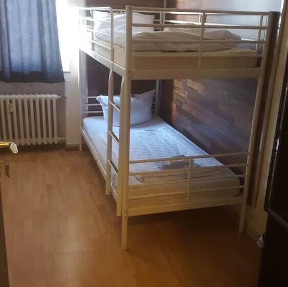 Номер Стандарт Совместная Ванная, Gz Hostel Bonn