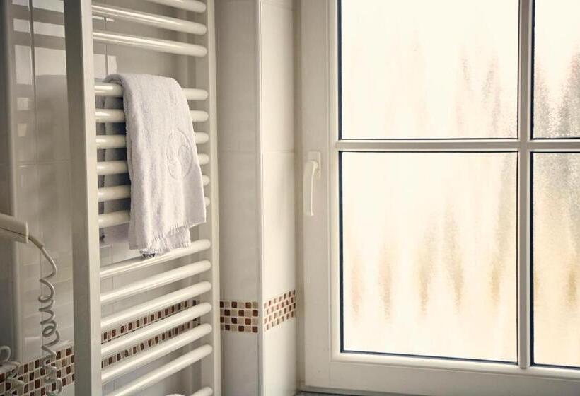 اتاق استاندارد سه نفره, Bed&breakfast Erber